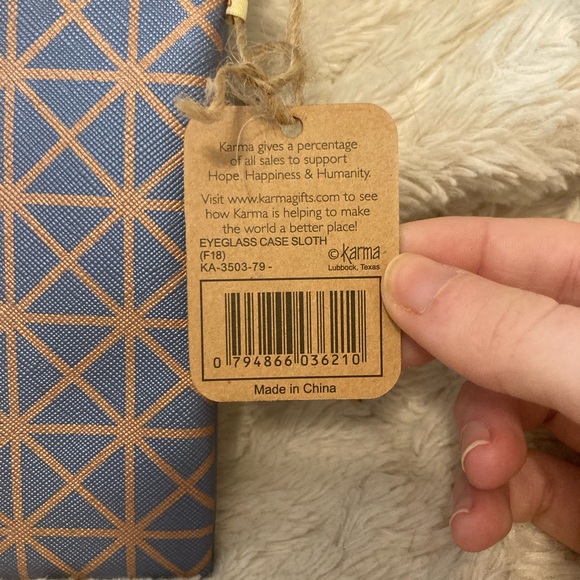 Sloth Eyeglass Case - Picture 4 of 5